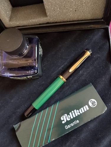 Rare pelikan m150 - pelikan, black-green