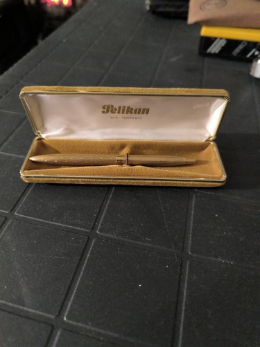 Penna pelikan oro - oro, laminato